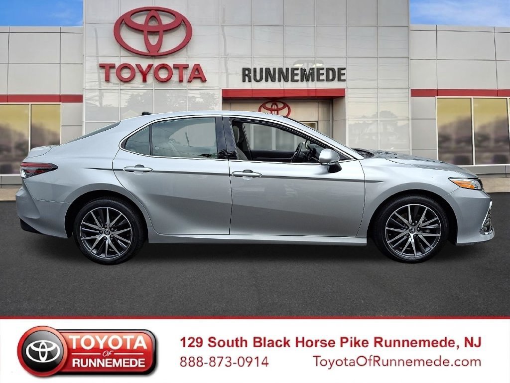 Certified 2022 Toyota Camry XLE AWD/4WD image 7