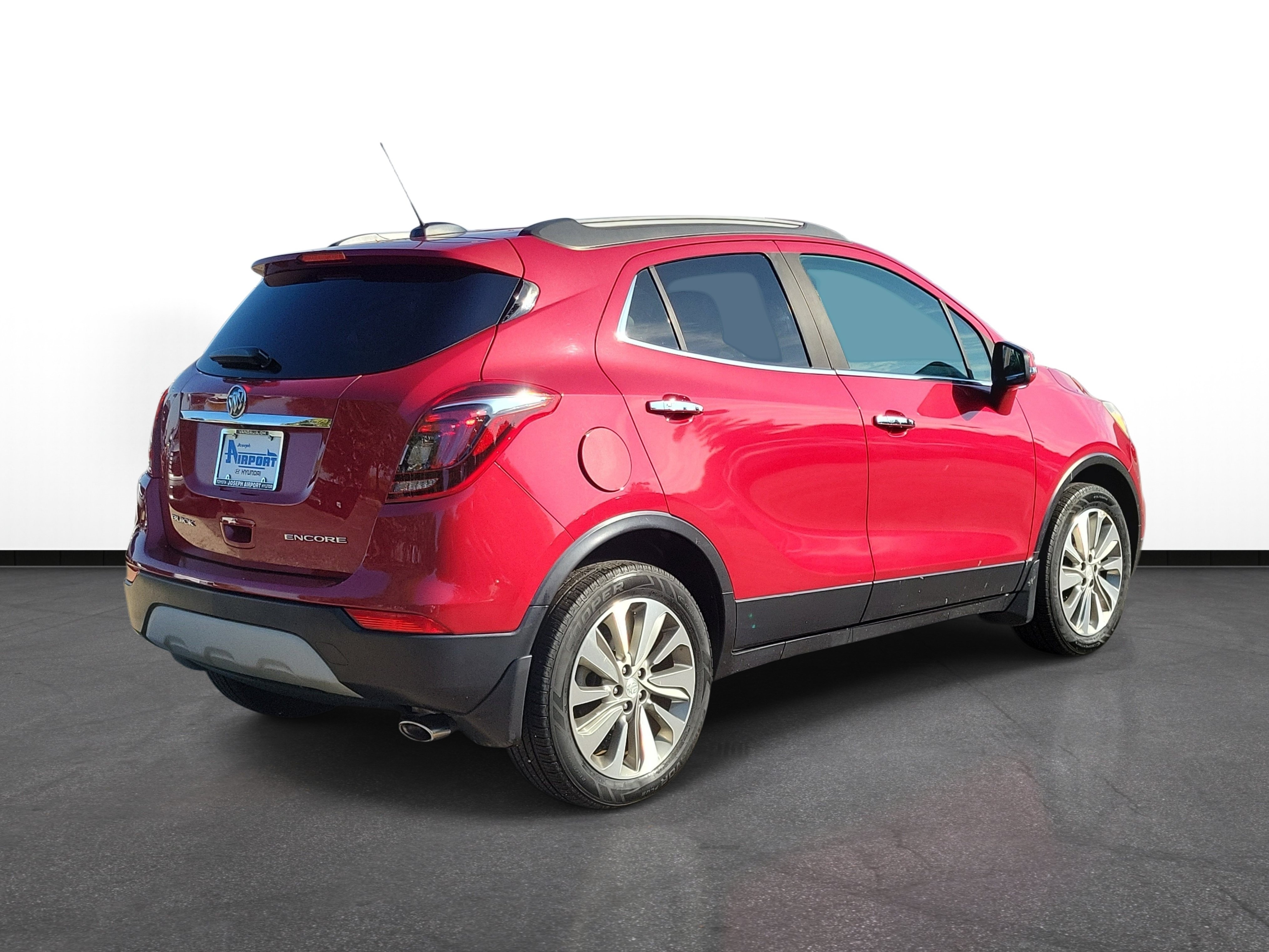 Used 2018 Buick Encore Preferred FWD image 4