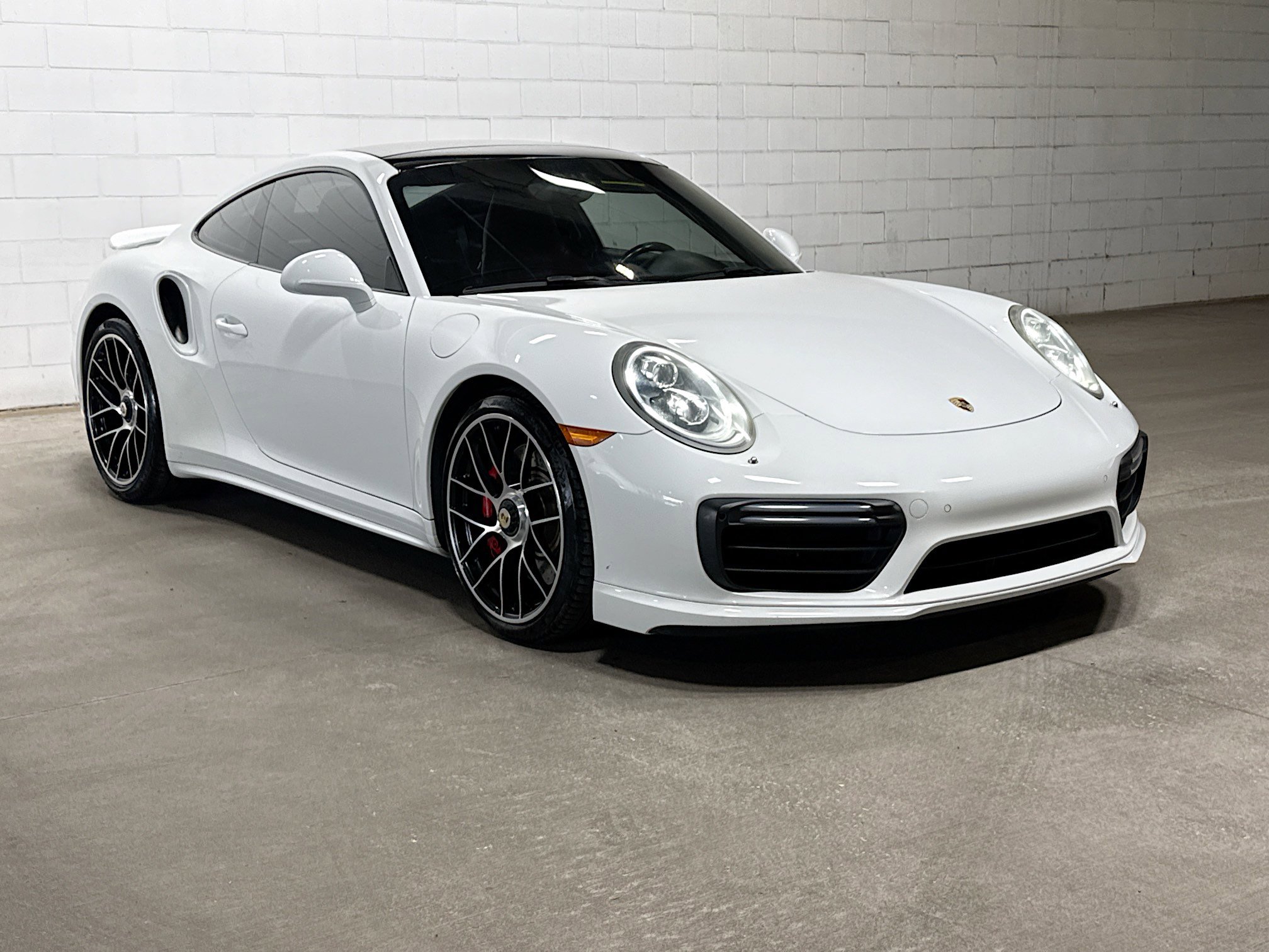 Certified 2017 Porsche 911 Turbo image 6