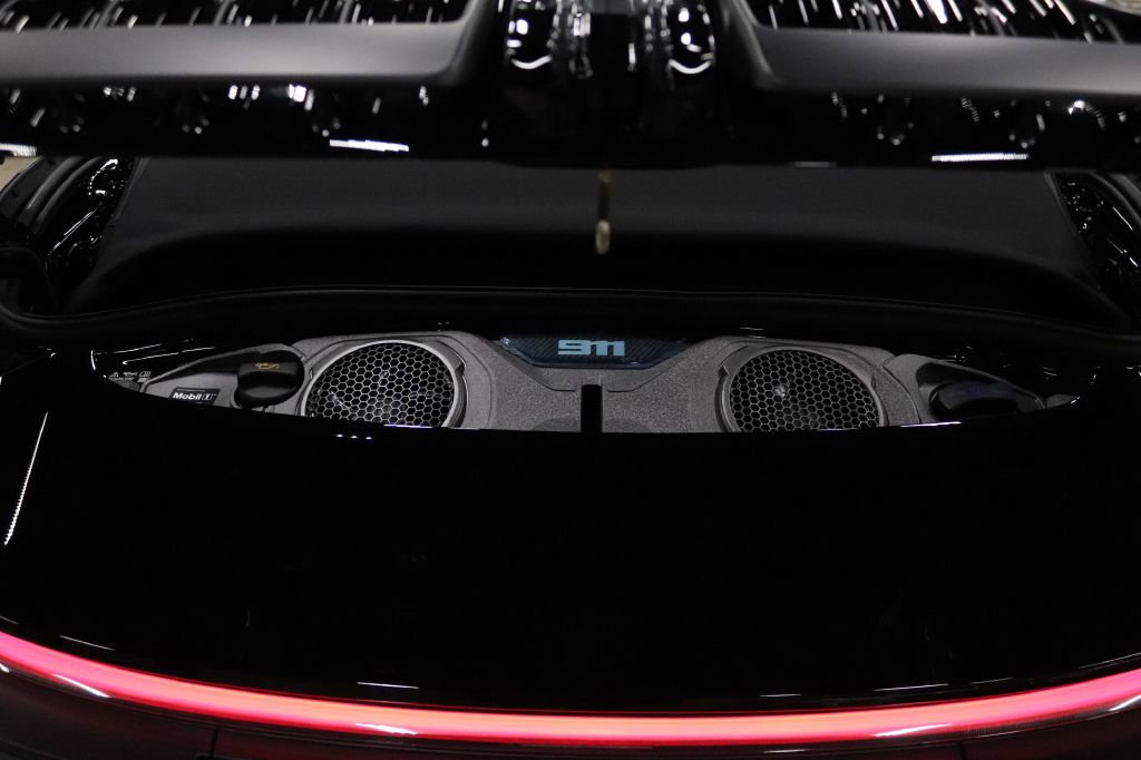 Used 2026 Porsche 911 GTS image 31