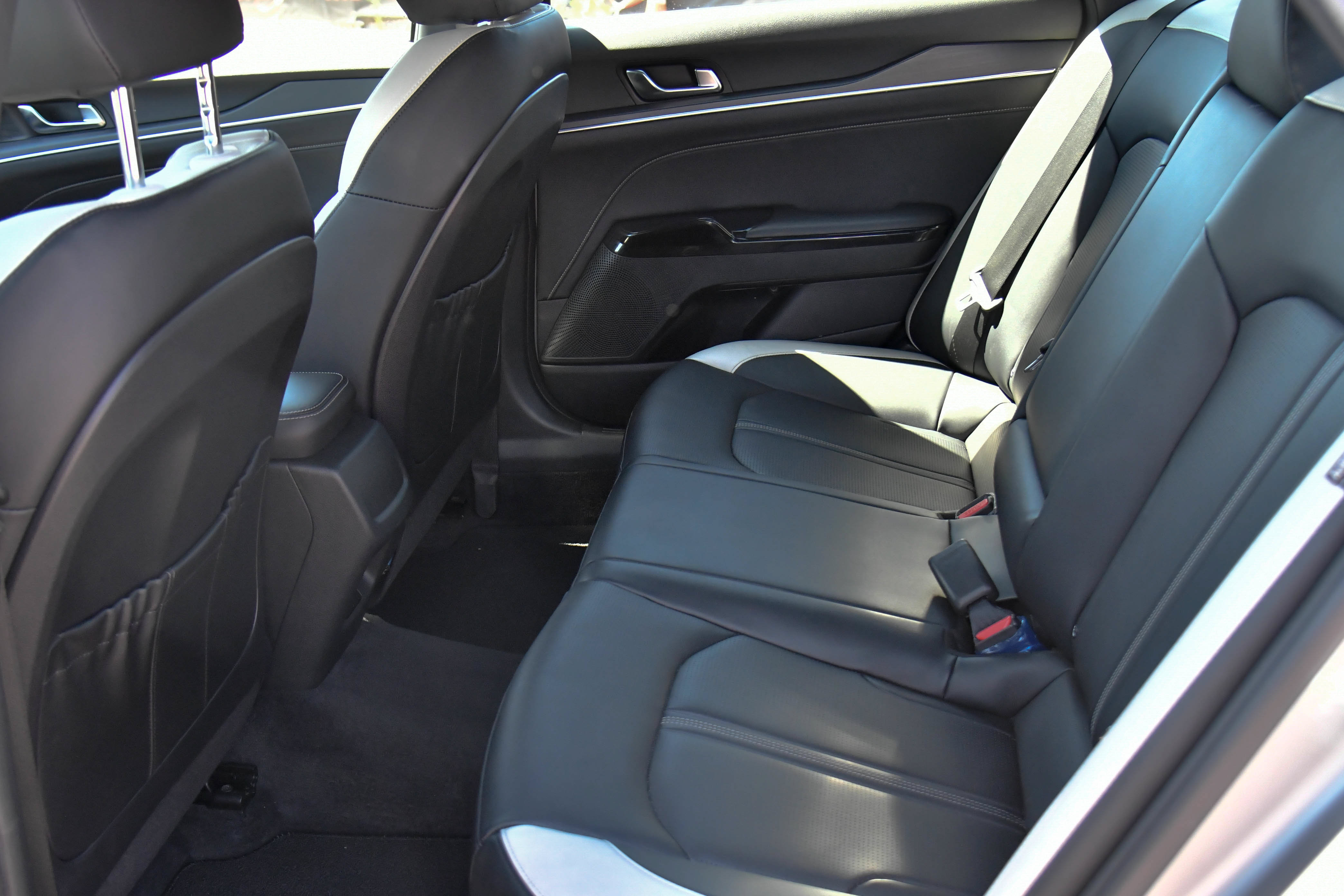 Used 2025 Kia K5 GT-Line w/ GT-Line Premium Package FWD image 41