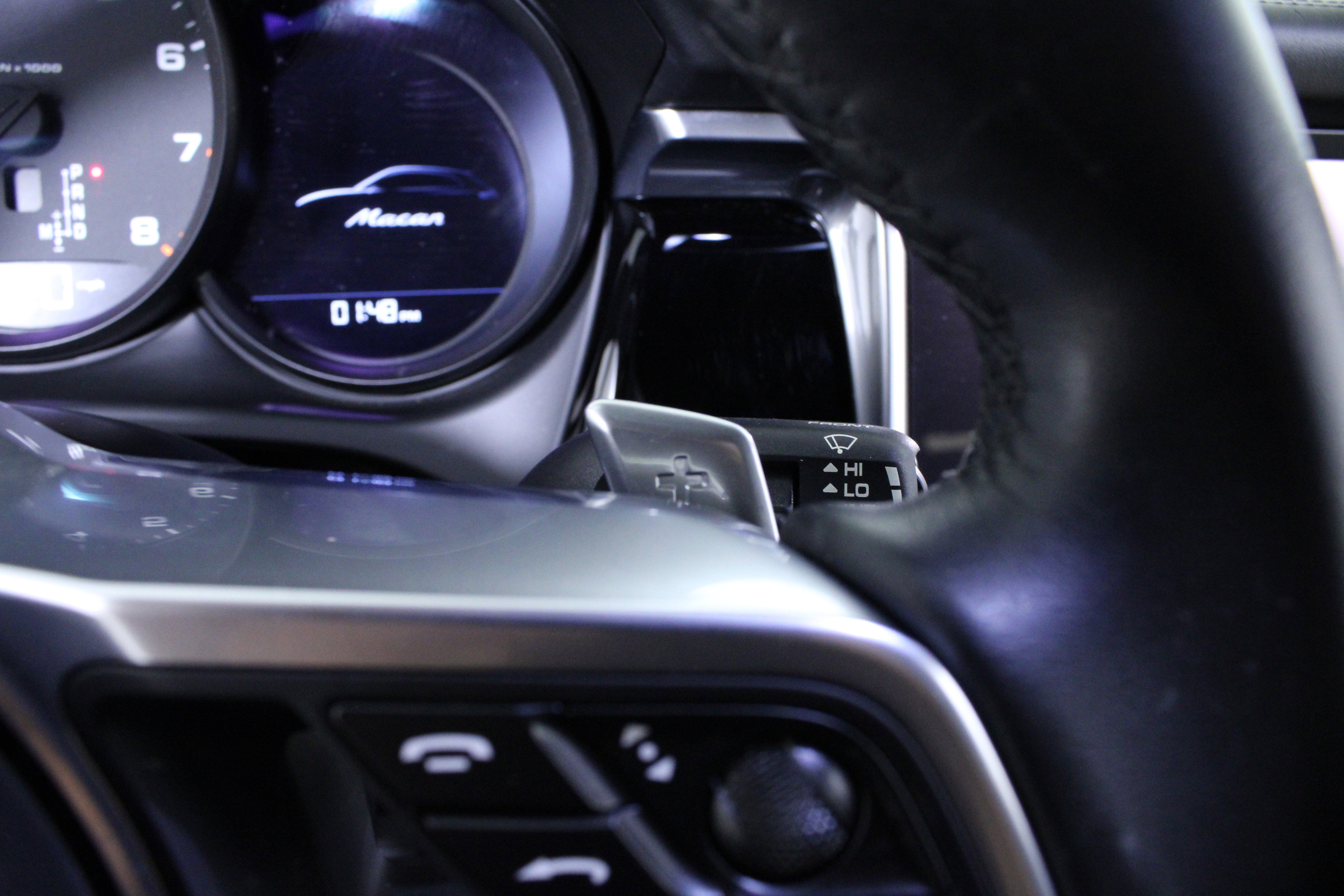 Used 2020 Porsche Macan image 22