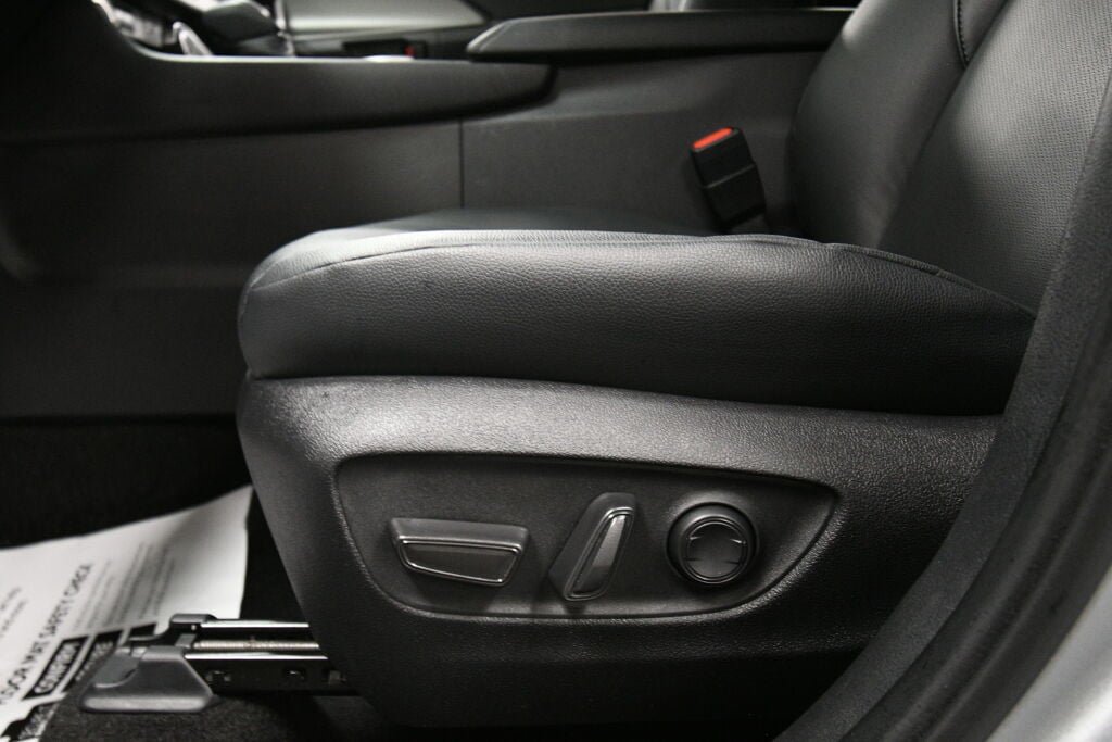 Certified 2025 Toyota Grand Highlander AWD image 10