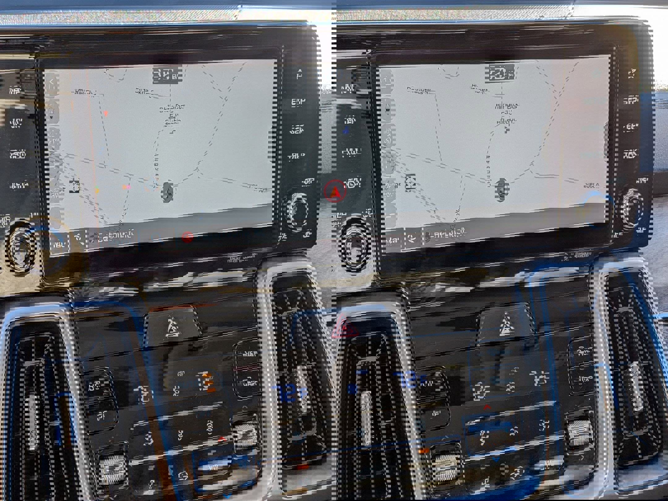 Used 2022 Kia Sorento S image 23