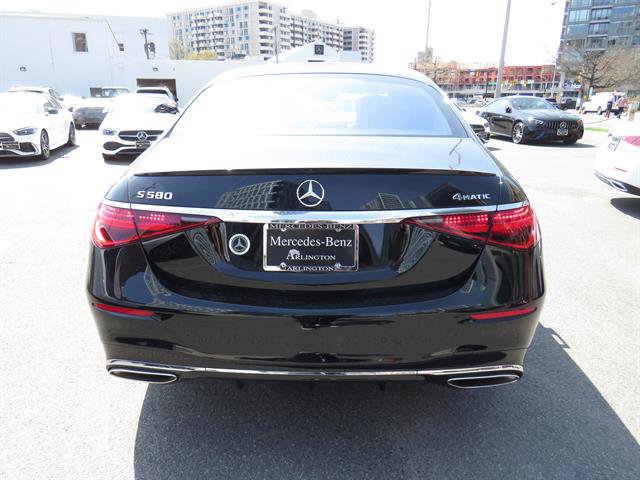 Used 2023 Mercedes-Benz S 580 4MATIC Sedan image 3
