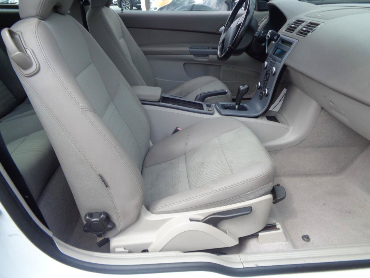 Used 2009 Volvo C30 FWD image 26