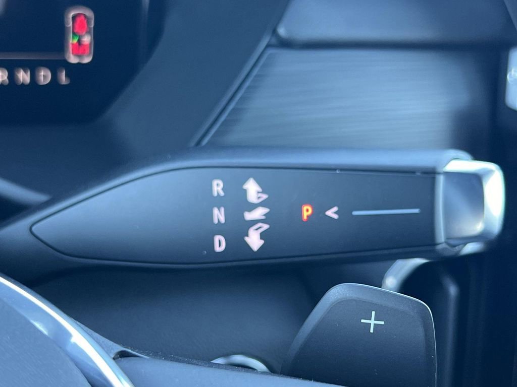 New 2026 GMC Acadia Elevation image 16