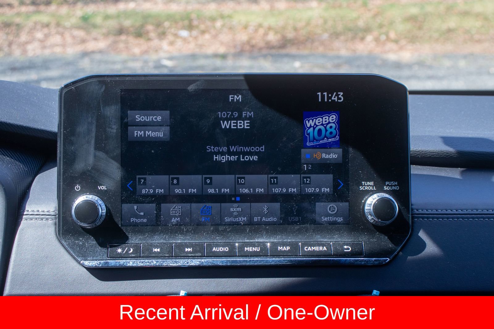 Used 2023 Mitsubishi Outlander SE image 16