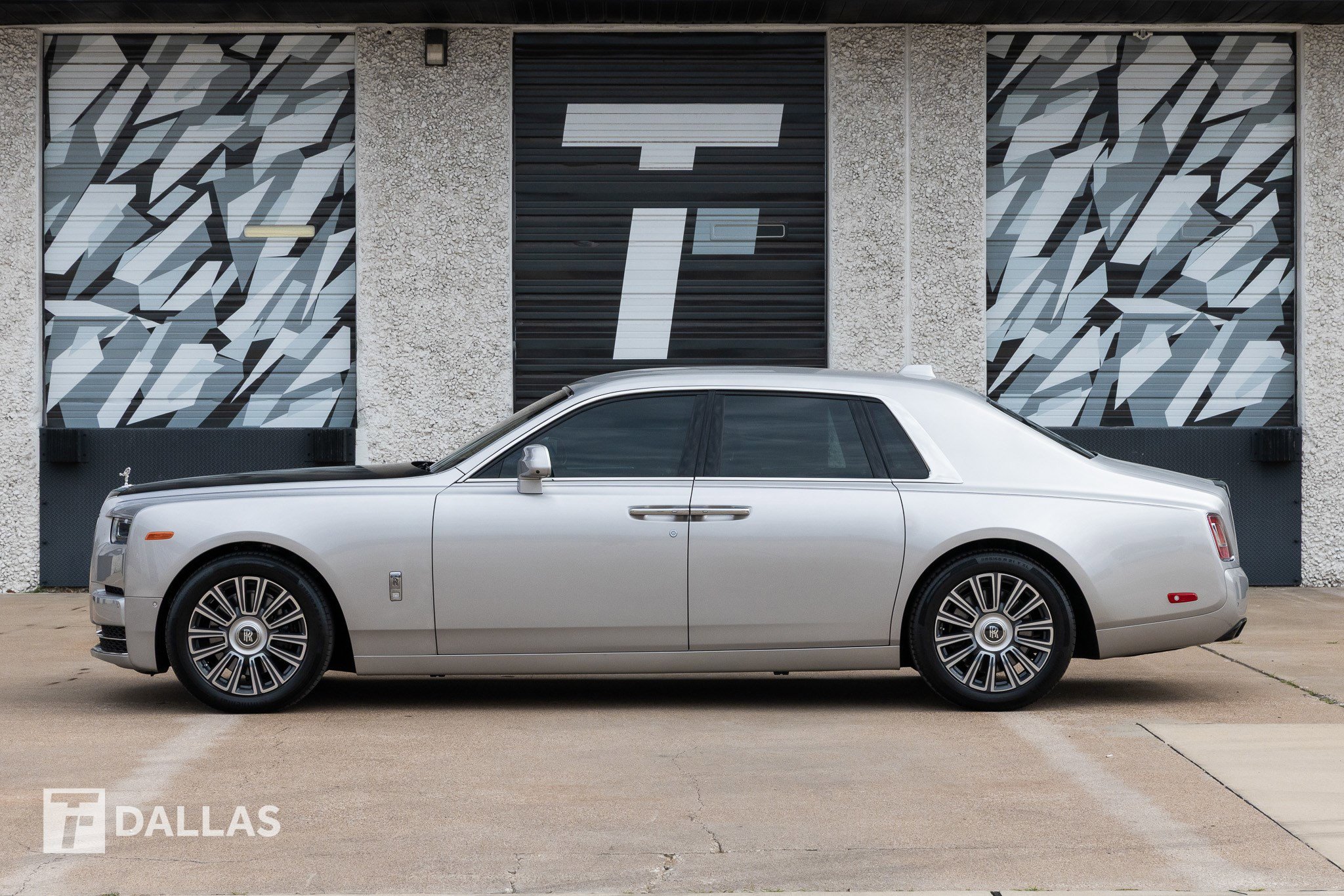 Used 2023 Rolls-Royce Phantom Sedan w/ The Phantom Package image 11