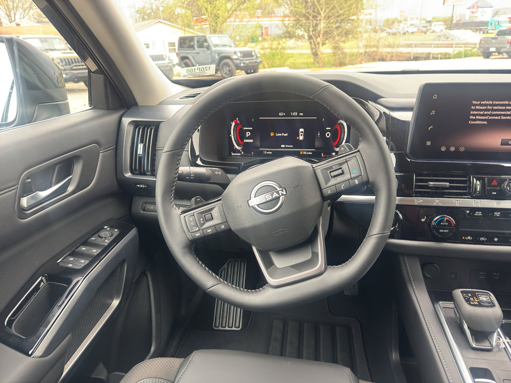 New 2026 Nissan Pathfinder SL image 14
