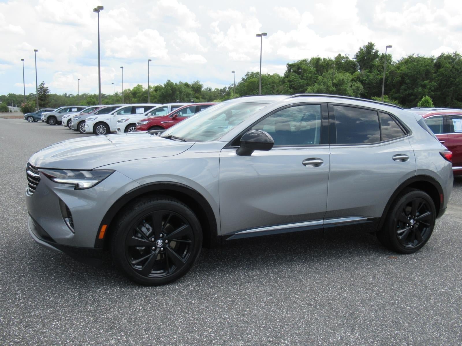 Used 2023 Buick Envision Essence w/ Sport Touring Package FWD image 4