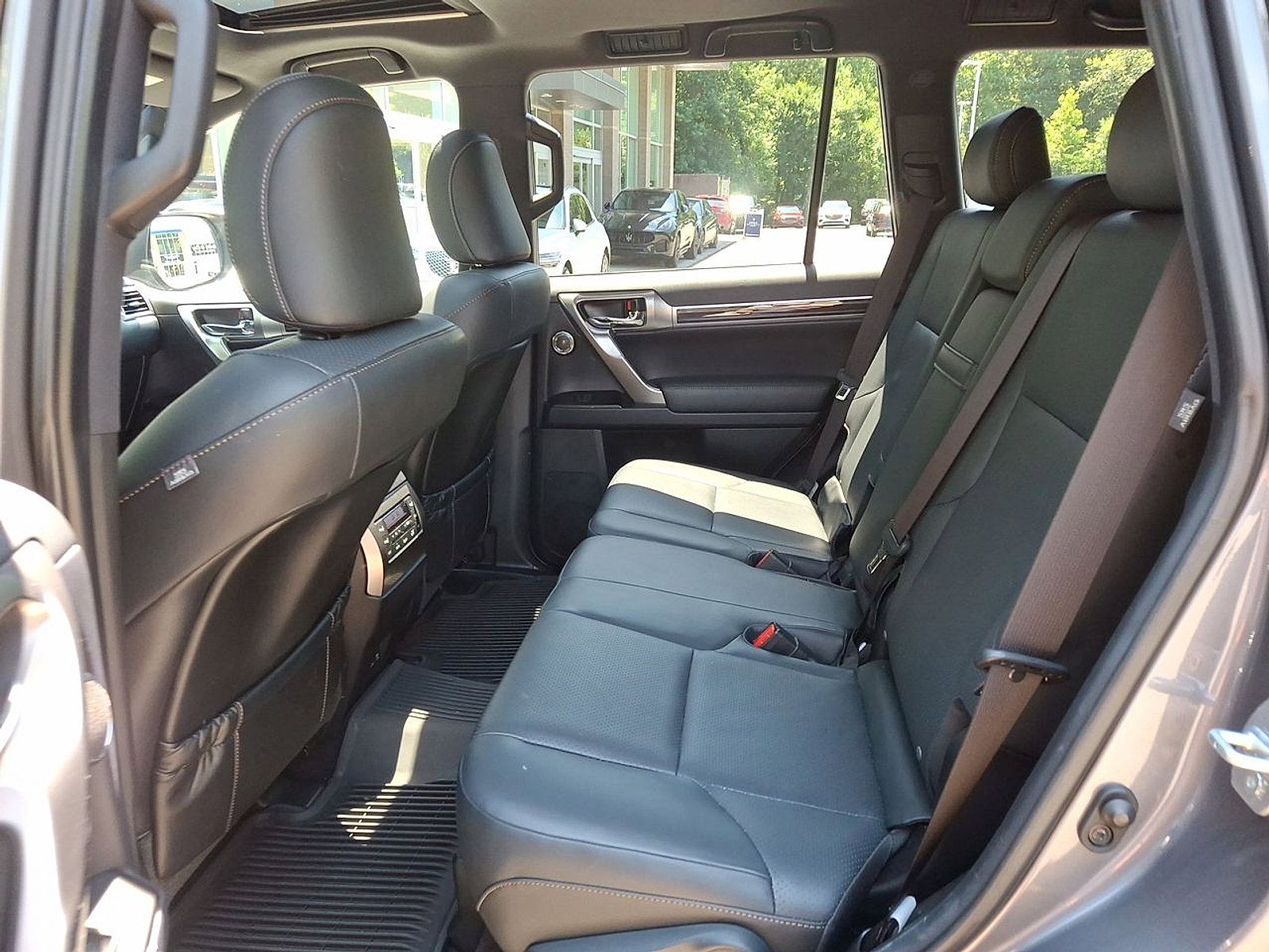Used 2022 Lexus GX 460 Luxury image 20