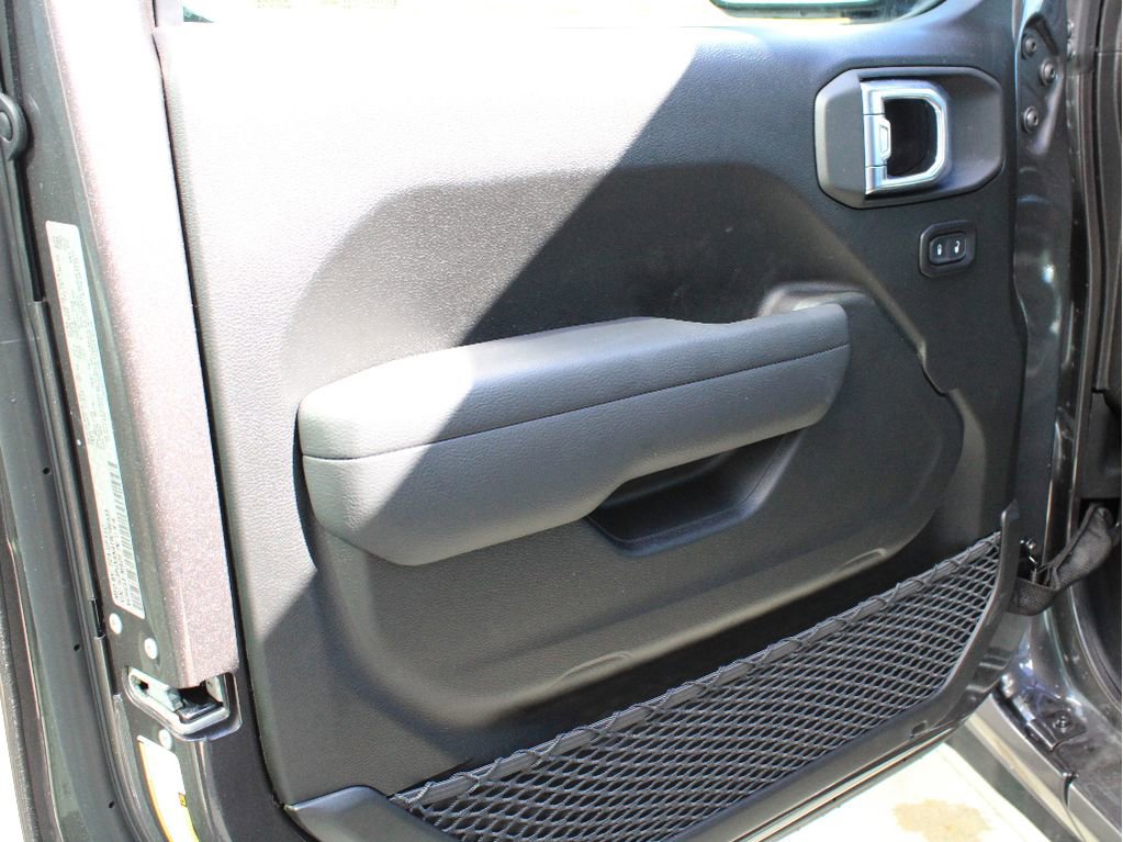New 2026 Jeep Wrangler Sport AWD/4WD image 9