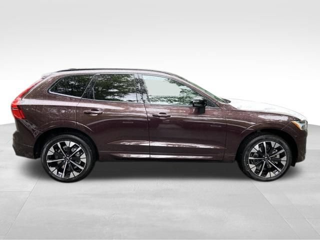 New 2026 Volvo XC60 T8 Plus w/ Protection Package Premier AWD/4WD image 8