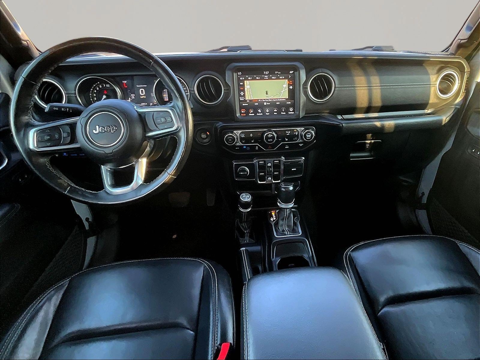 Used 2022 Jeep Wrangler Unlimited Sahara w/ Cold Weather Group AWD/4WD image 7