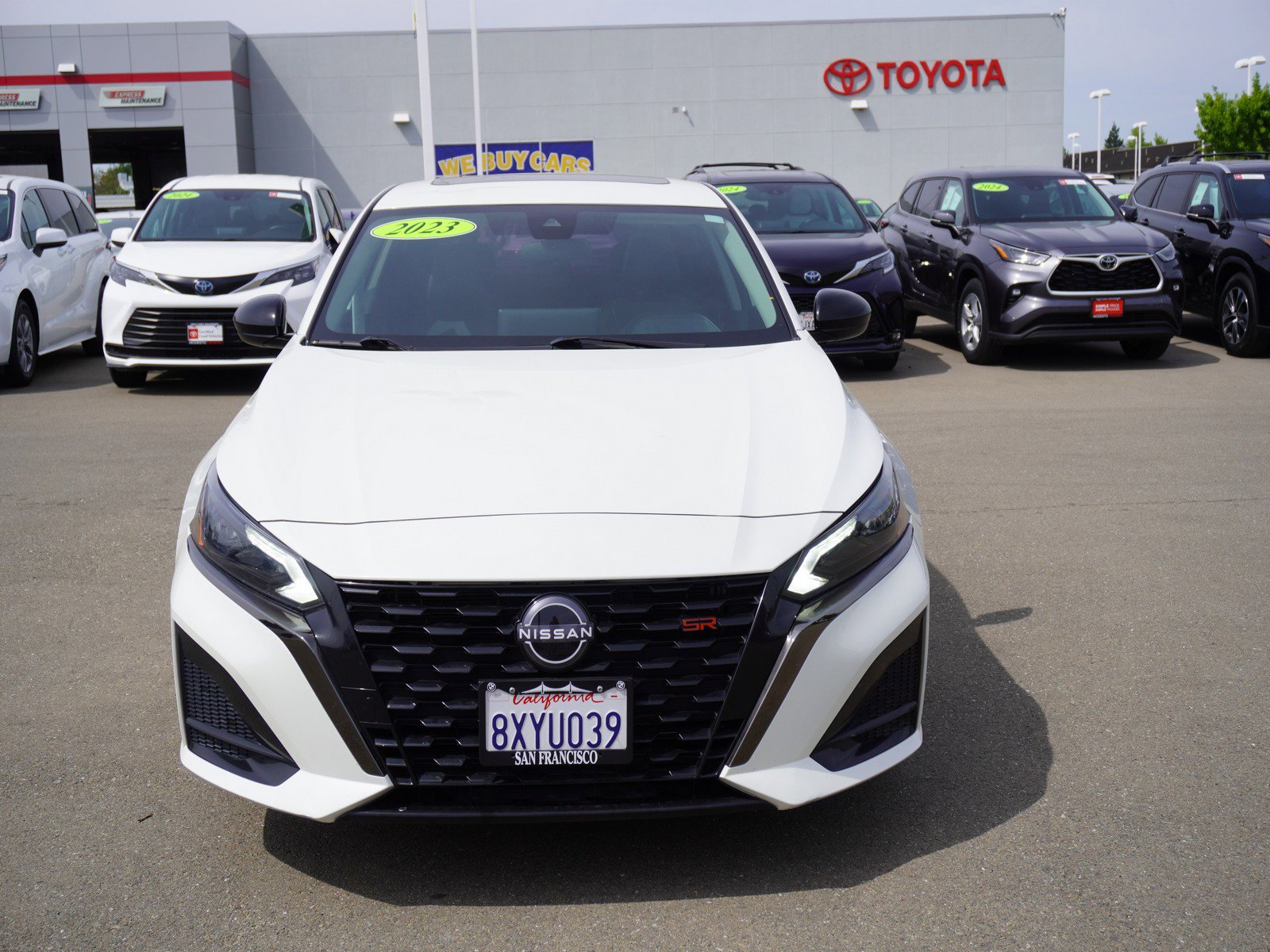 Used 2023 Nissan Altima 2.5 SR w/ SR Premium Package FWD image 6