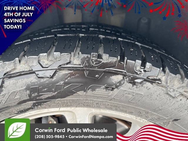 Used 2017 Ford Explorer Limited w/ Equipment Group 303A AWD/4WD image 11