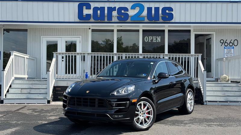 Used 2018 Porsche Macan Turbo AWD/4WD image 2