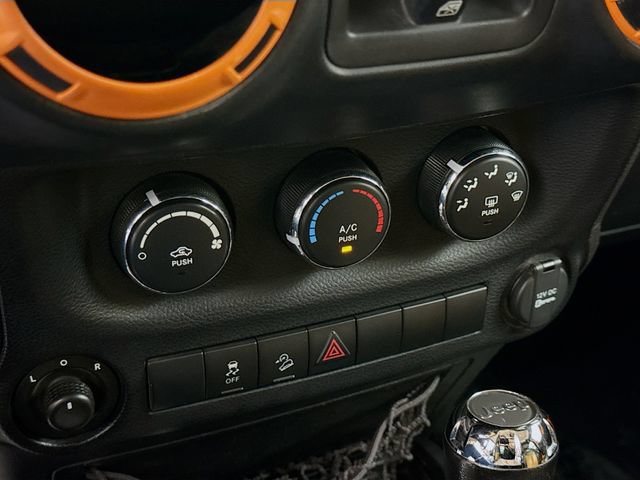 Used 2013 Jeep Wrangler Unlimited Sport AWD/4WD image 13