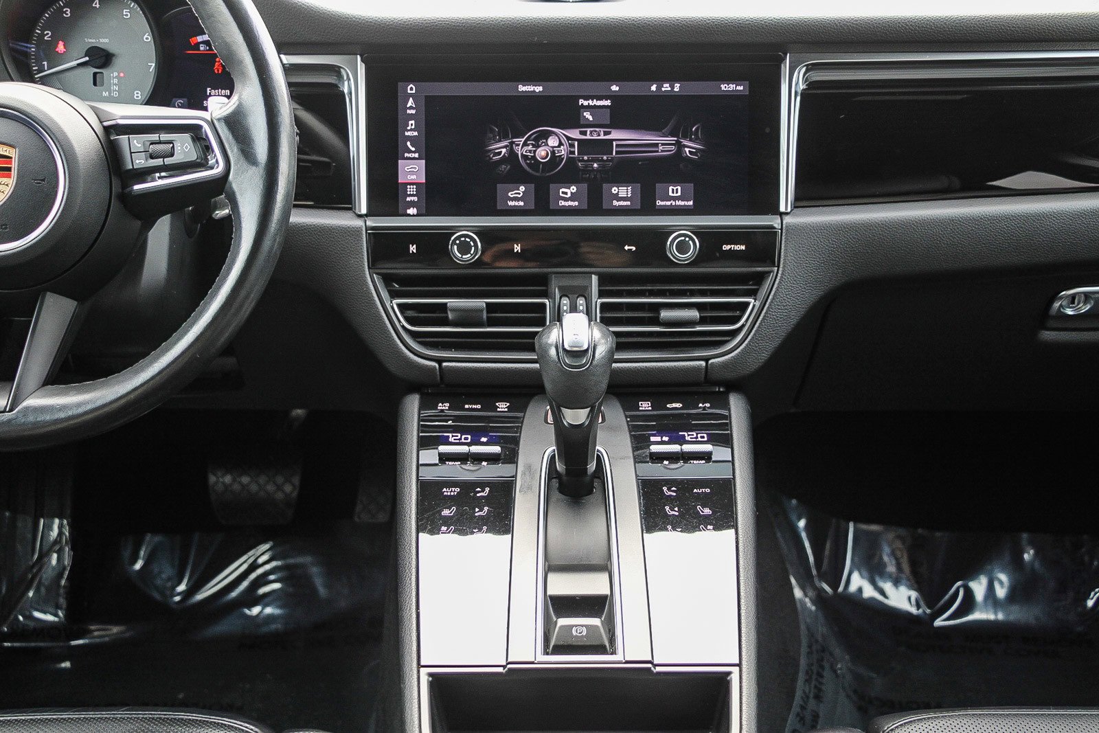 Used 2023 Porsche Macan S image 13