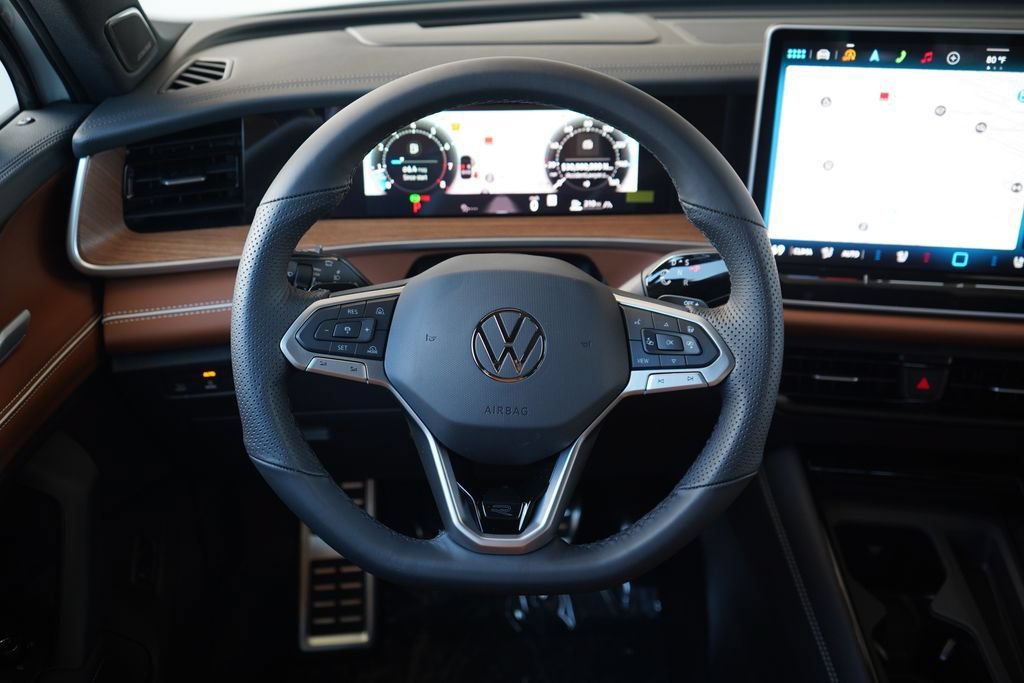 New 2026 Volkswagen Tiguan SEL R-Line AWD/4WD image 9