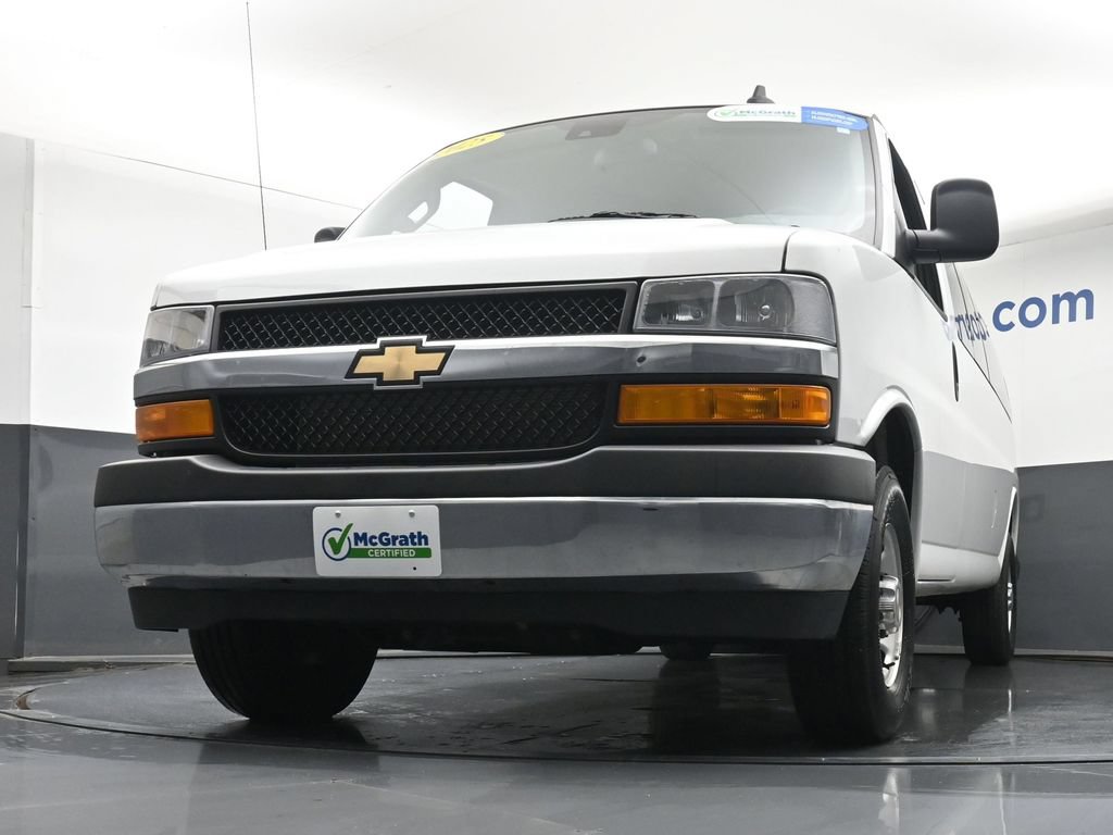 Used 2025 Chevrolet Express 3500 LT w/ LT Preferred Equipment Group RWD image 7
