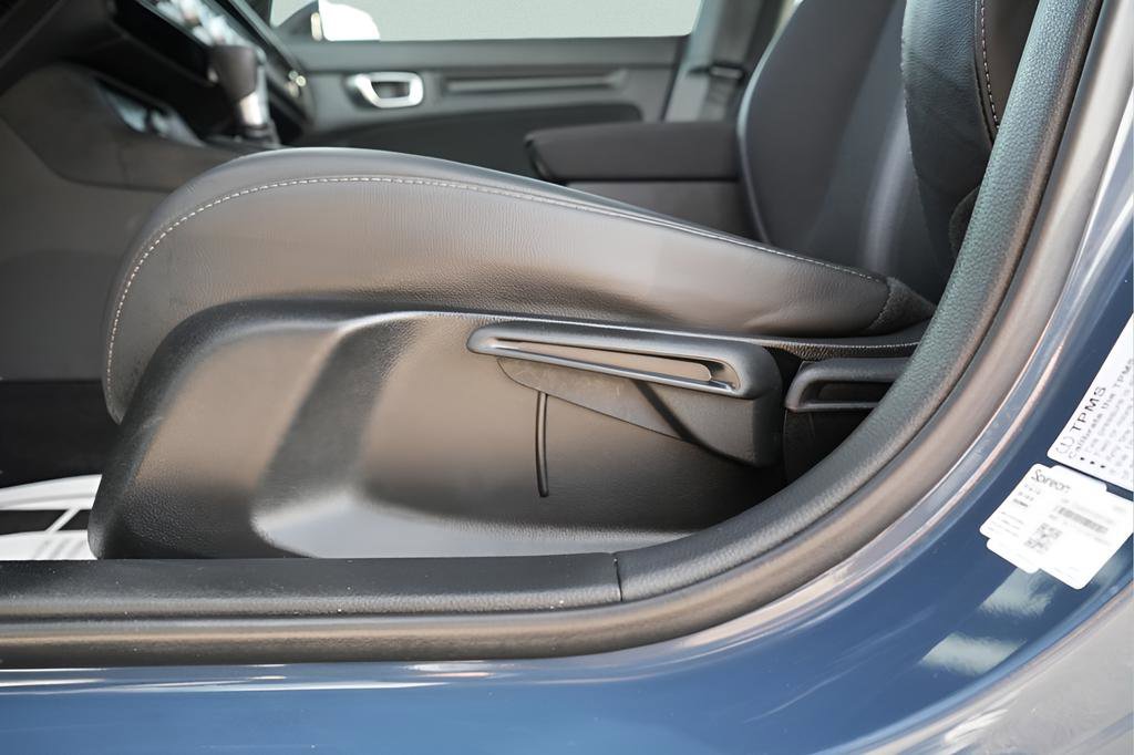 Used 2025 Honda Civic Sport image 22