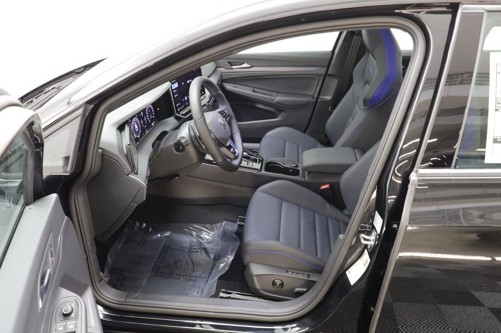 New 2026 Volkswagen Golf image 7