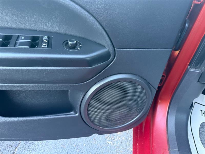 Used 2010 Dodge Caliber Mainstreet image 22