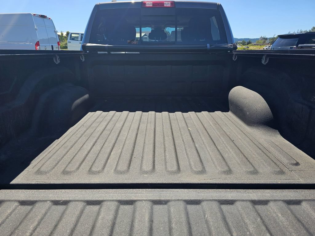 Used 2016 RAM 1500 Laramie AWD/4WD image 15