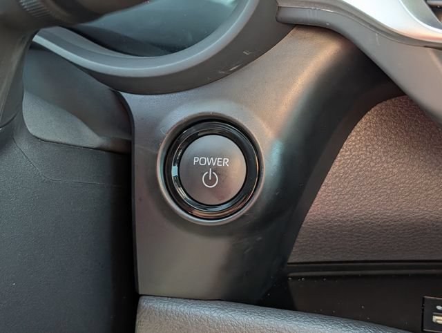 Used 2025 Toyota Sienna XSE w/ XSE Plus Package AWD/4WD image 19