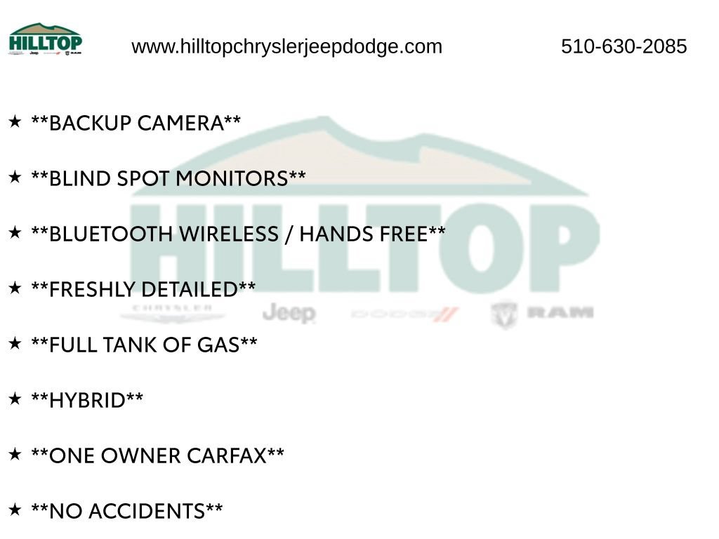 Used 2025 Toyota Camry LE FWD image 5