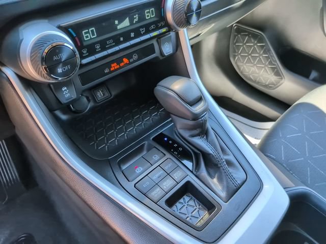 Certified 2025 Toyota RAV4 XLE AWD/4WD image 20