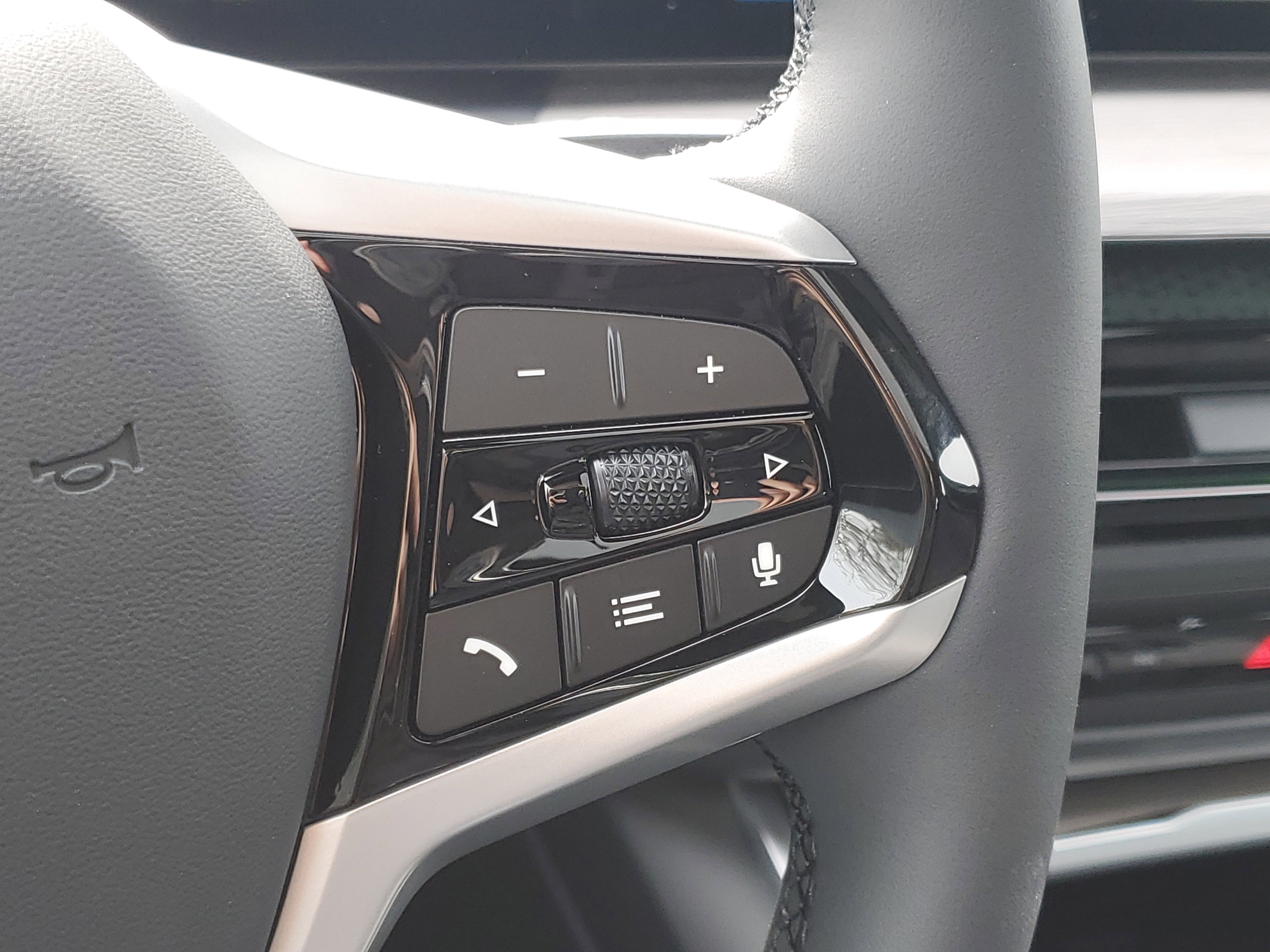 New 2026 BMW i4 xDrive40i w/ Premium Package image 13