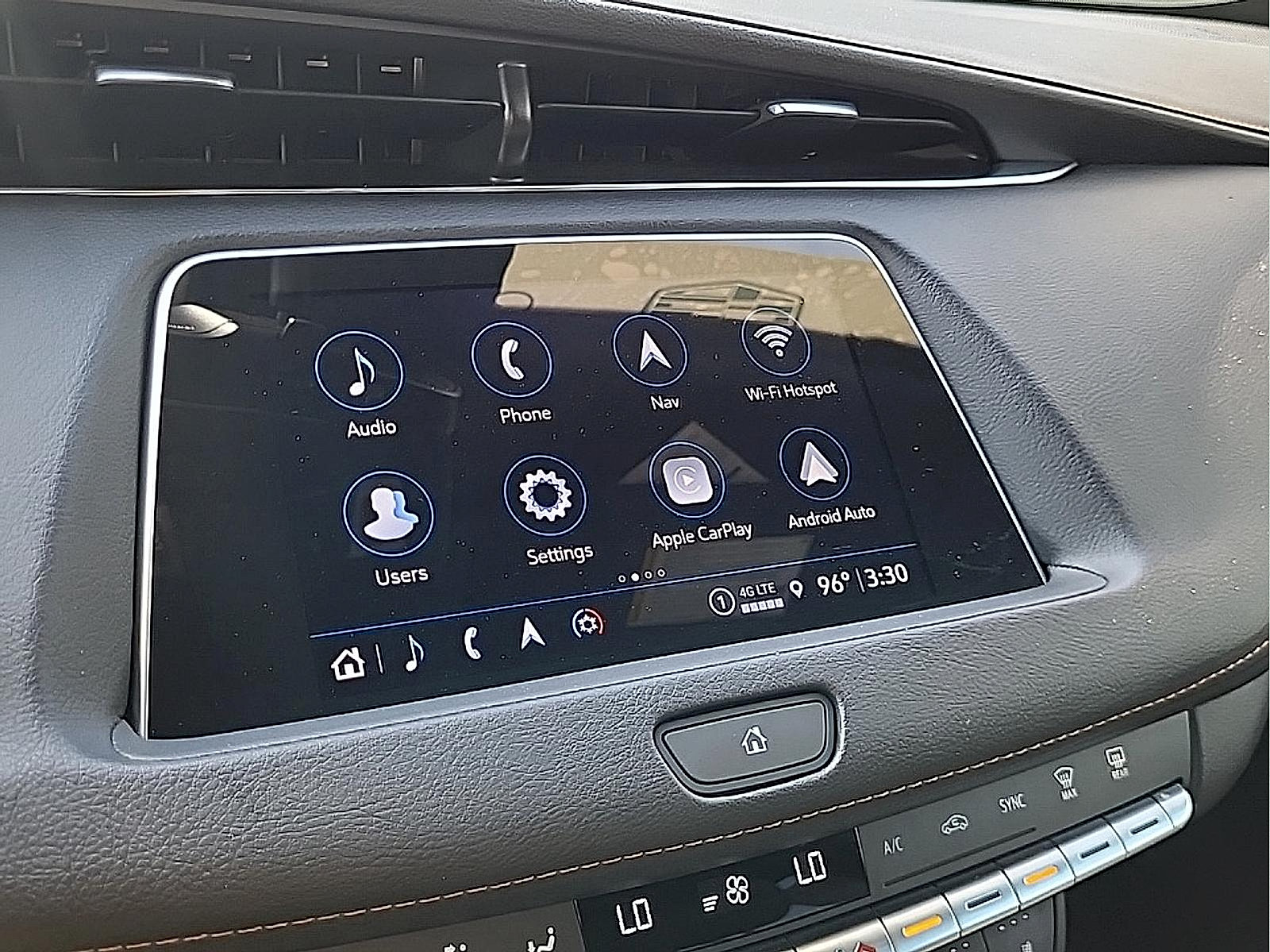 Certified 2022 Cadillac XT4 Sport w/ Sun And Sound Package AWD/4WD image 23