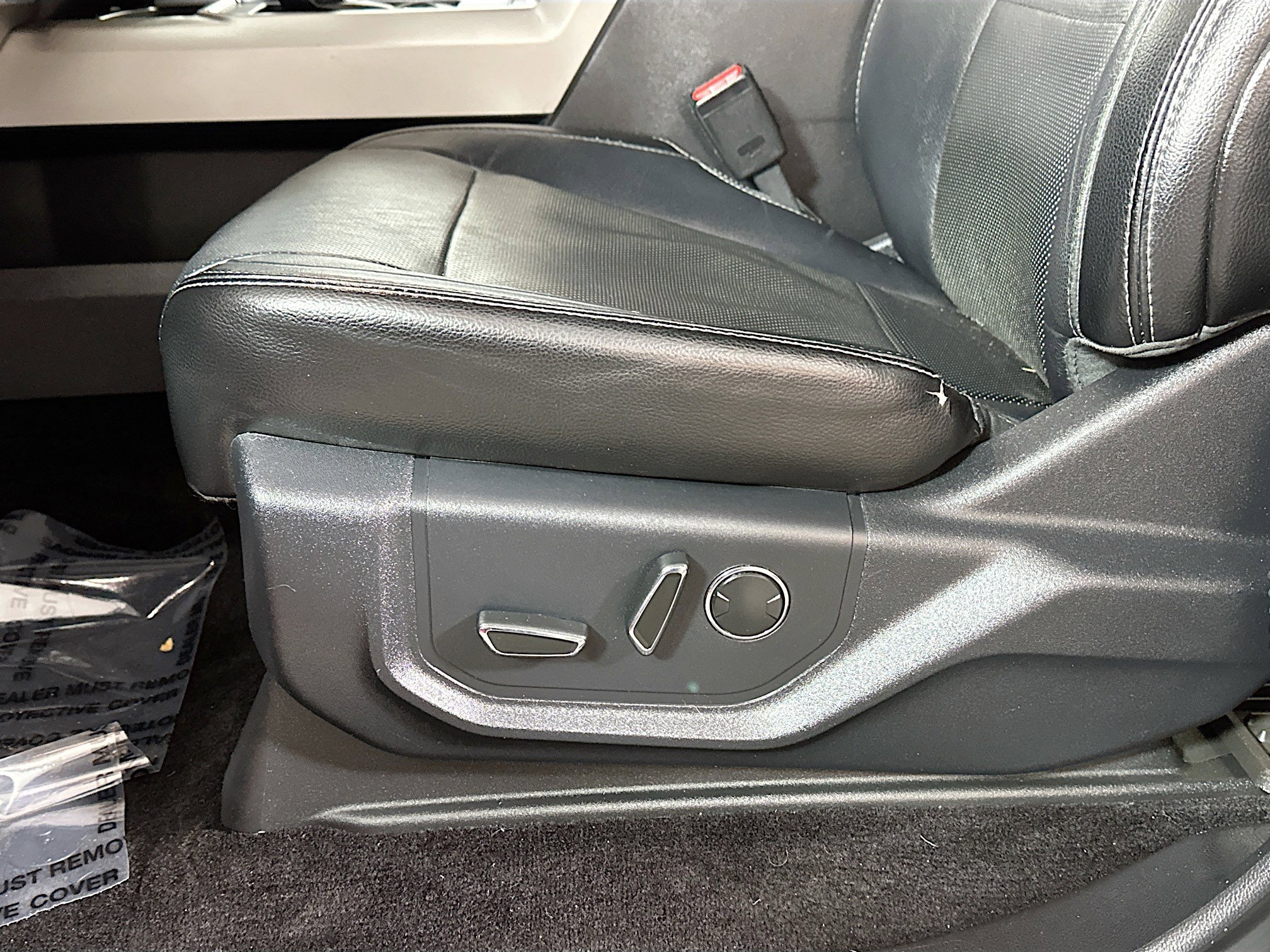 Used 2016 Ford F150 Lariat image 18