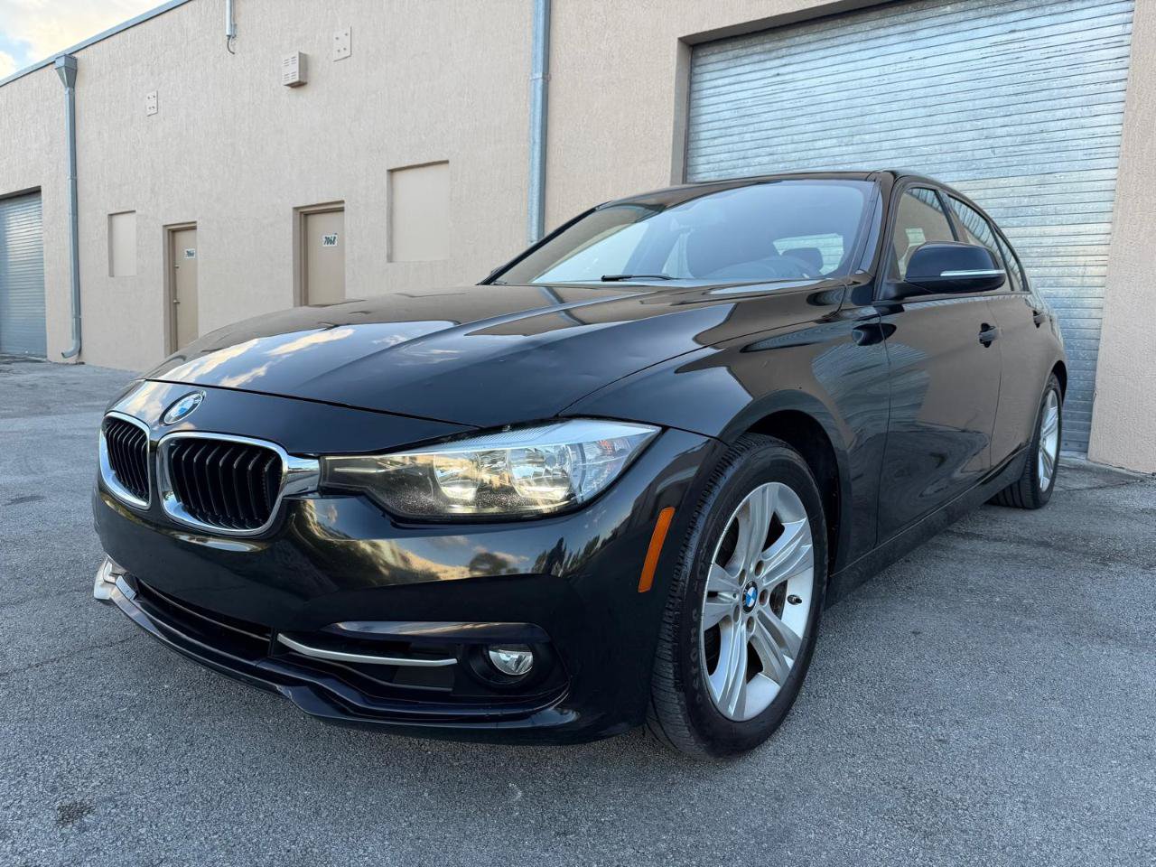 Used 2016 BMW 328i Sedan RWD image 9