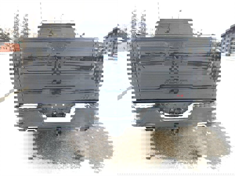 Used 2019 GMC Sierra 1500 AT4 w/ AT4 Premium Package image 4