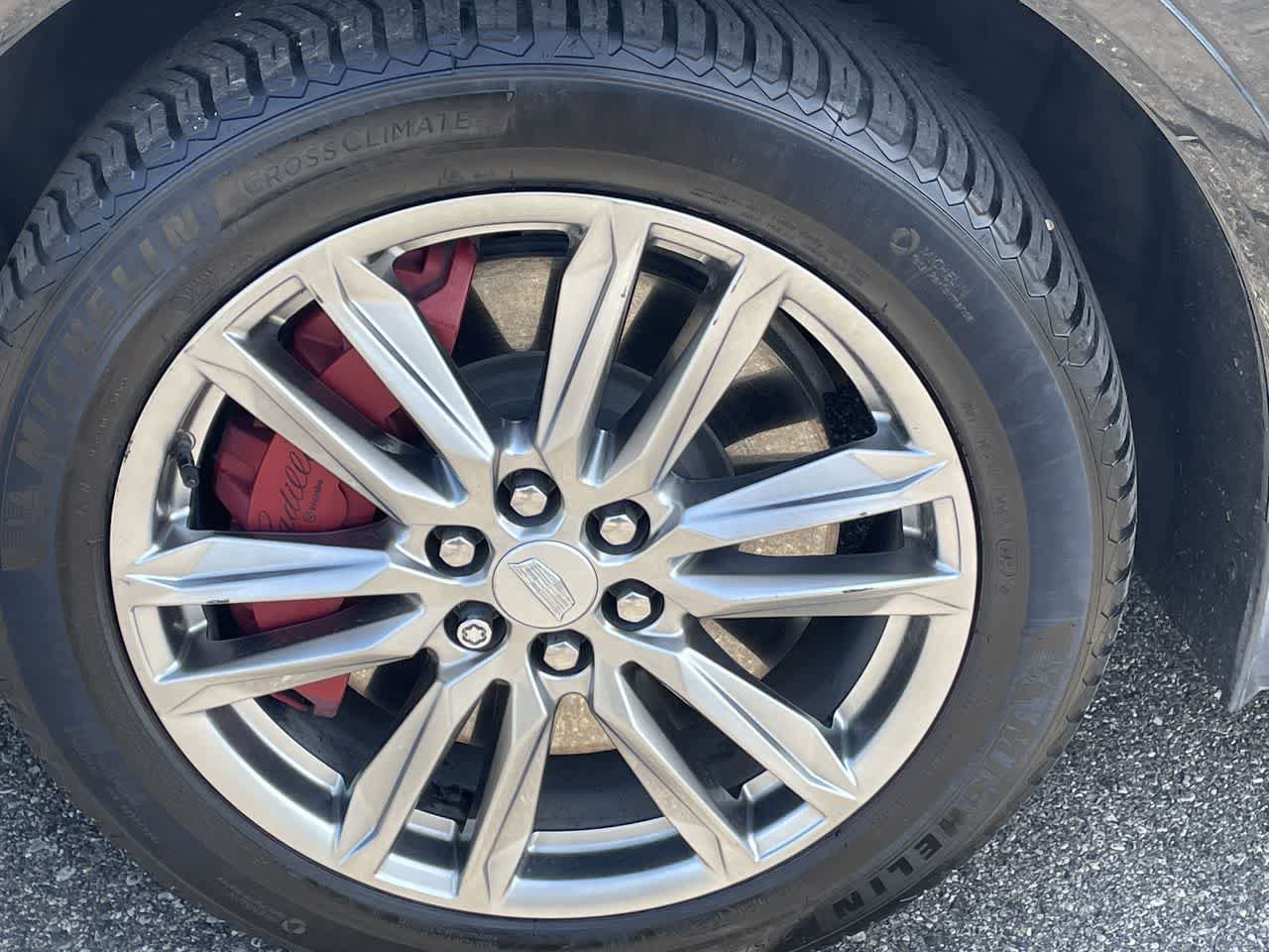 Used 2024 Cadillac XT5 Sportv w/ Technology Package AWD/4WD image 40