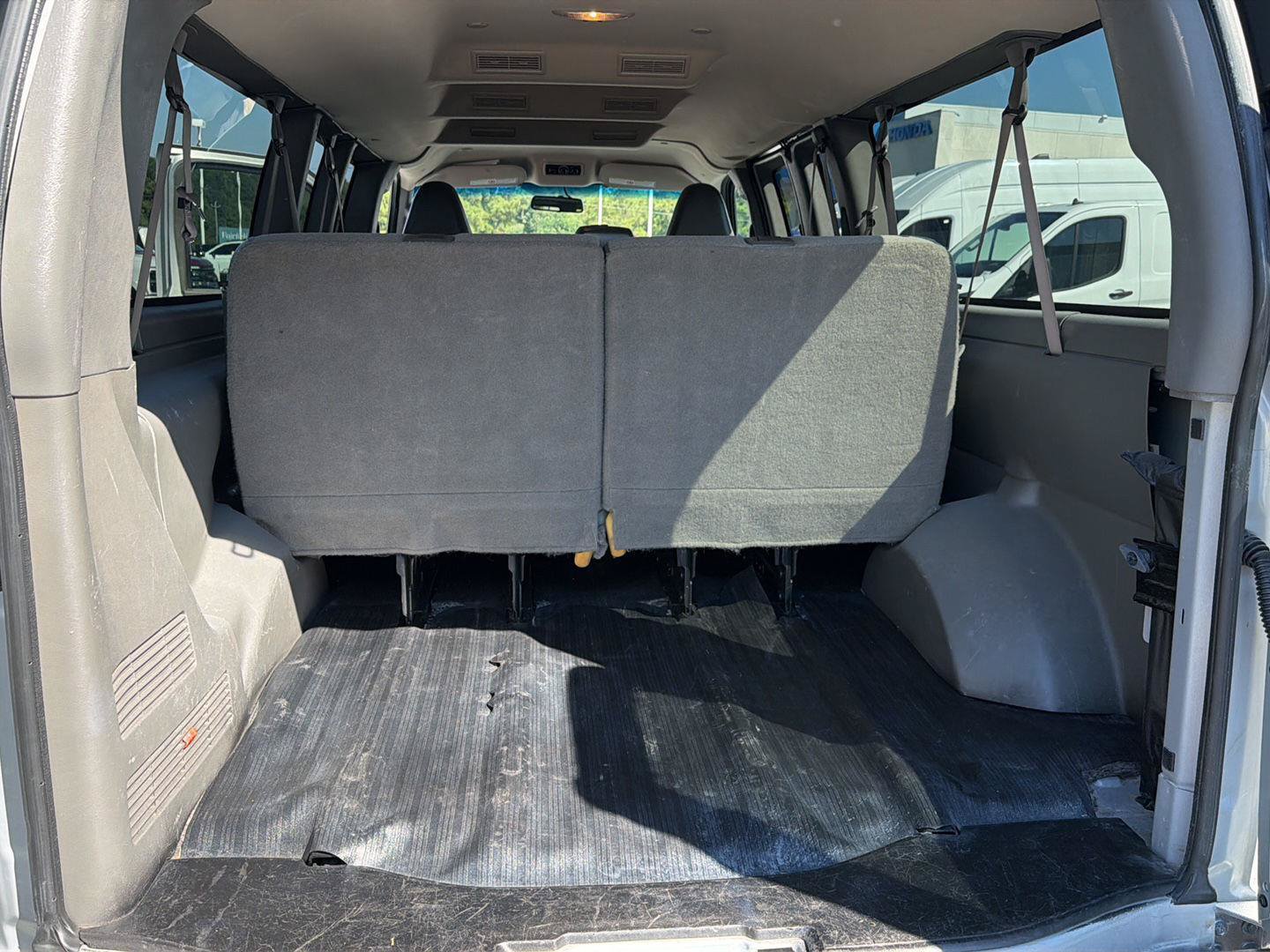 Used 2023 Chevrolet Express 3500 LS w/ Chrome Appearance Package RWD image 26