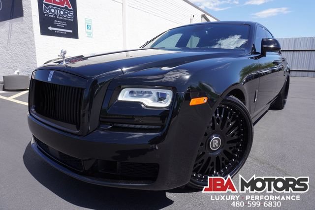 Used 2018 Rolls-Royce Ghost RWD image 1