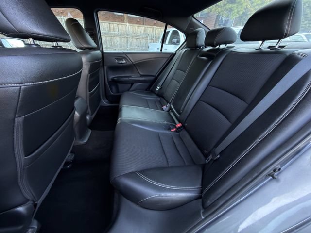 Used 2016 Honda Accord Sport image 26