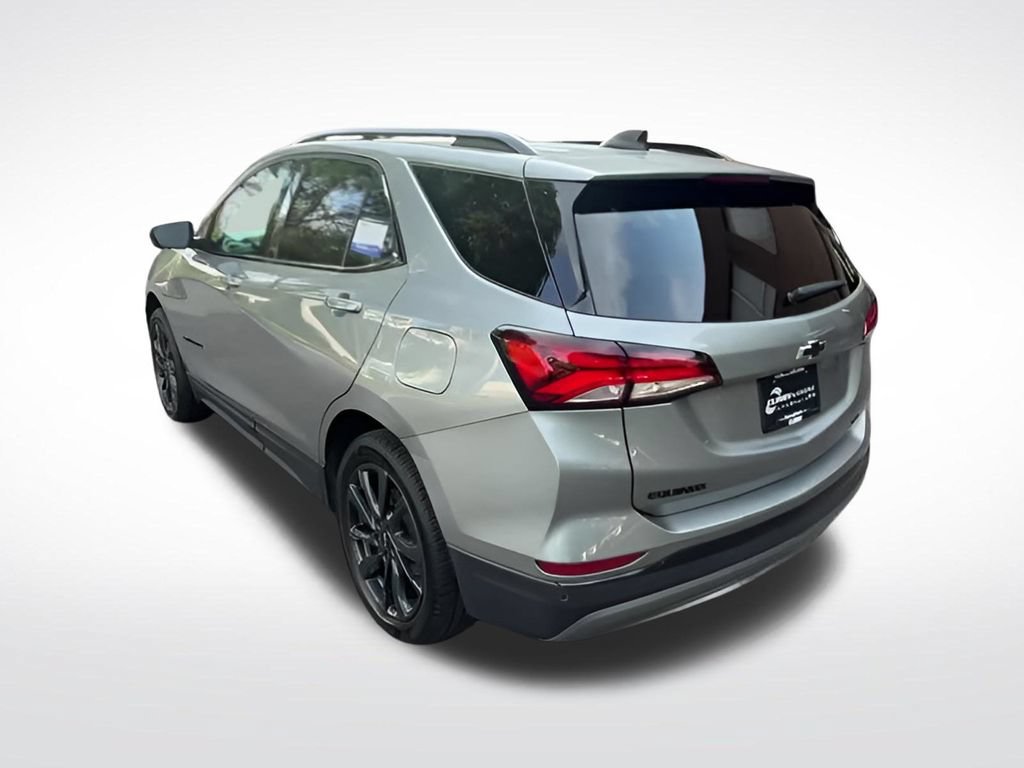 Used 2024 Chevrolet Equinox RS AWD/4WD image 10