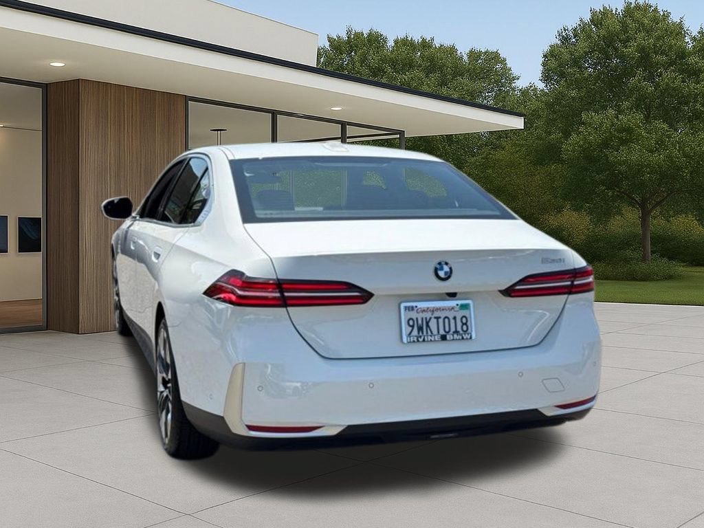 Used 2026 BMW 530i RWD image 11