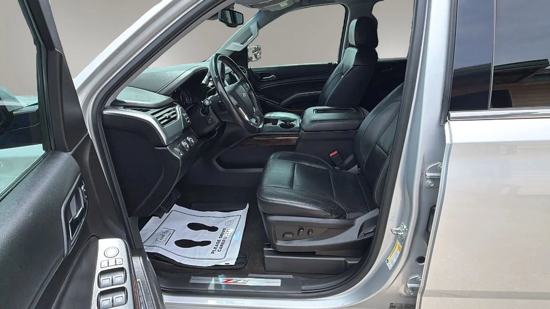 Used 2018 Chevrolet Tahoe LT AWD/4WD image 13