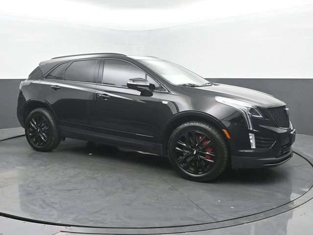 Used 2022 Cadillac XT5 Sportv w/ LPO, ONYX Package AWD/4WD image 7