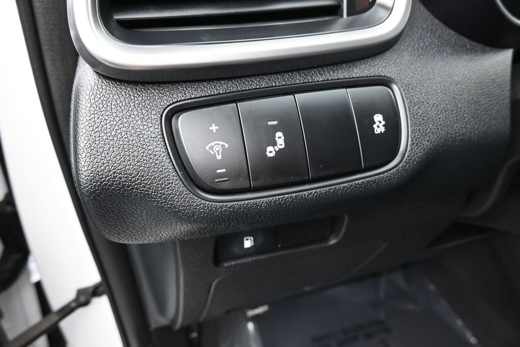 Used 2020 Kia Sorento LX w/ LX I4 Convenience Package AWD/4WD image 22