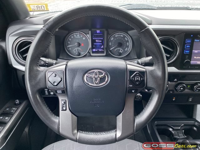 Used 2017 Toyota Tacoma TRD Sport w/ Tow Package (A/T) AWD/4WD image 16