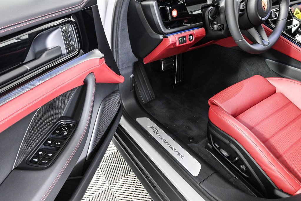 New 2025 Porsche Panamera RWD image 8