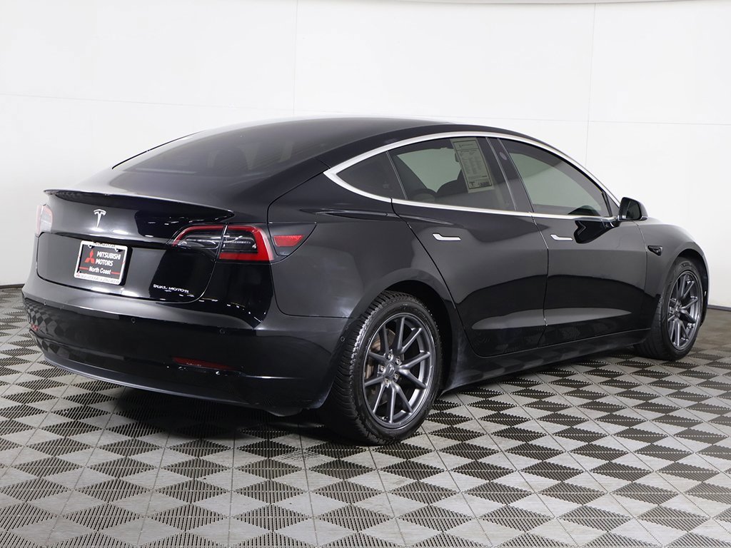 Used 2018 Tesla Model 3 Long Range image 11